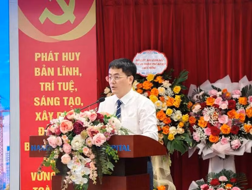 TS. Ngô Quang Hùng - Bí thư Đảng ủy, Giám đốc Bệnh viện Nhi Hà Nội phát biểu khai mạc