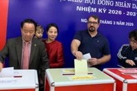 Lần đầu đi bầu cử với quốc tịch Việt Nam: Niềm tự hào của cử tri gốc Séc