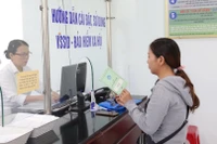 Nở rộ chiêu trò lừa đảo nhận quà Tết, trợ cấp xã hội dịp cuối năm