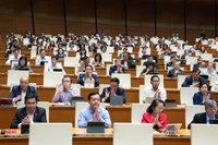 Cho phép người bị tạm giữ, tạm giam được nhận quà bao gồm cả tiền và hiện vật thiết yếu