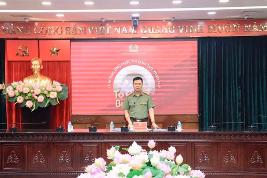 Công an thành phố Hà Nội rà soát công tác chuẩn bị Lễ hưởng ứng Cuộc thi “Tổ quốc bình yên”