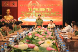 Chương trình nghệ thuật "81 mùa bình yên" tôn vinh Công an Thủ đô