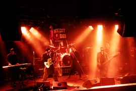 Ban nhạc Dạ Ma đưa văn hoá Việt chinh phục thị trường Rock Mỹ