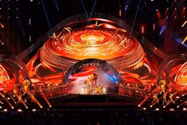 Sân khấu chương trình nhìn từ trên cao