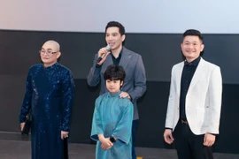 Xung quanh phim "Mùi phở": Nhà phát hành Hàn Quốc lý giải hành động "cúi đầu", đạo diễn phim phản hồi nhiều thông tin sai lệch