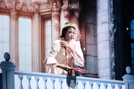 "Romeo và Juliet" mở màn "Gala Cười 2026"