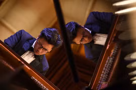 "Thần đồng piano" Lưu Hồng Quang trở lại với đêm độc tấu “Thanh âm vượt tầng”