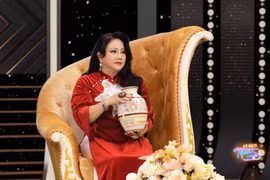 Chiếc cúp Bát Tràng và bước ngoặt thanh xuân của "Nữ hoàng nhạc Rock" Ngọc Ánh