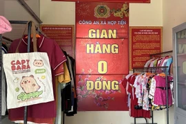Công an xã Hợp Tiến: Lan tỏa yêu thương từ “Gian hàng 0 đồng”