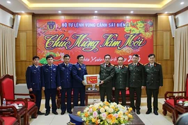 Công an thành phố Hải Phòng thăm, chúc Tết các đơn vị Quân đội nhân dịp Xuân Bính Ngọ 2026