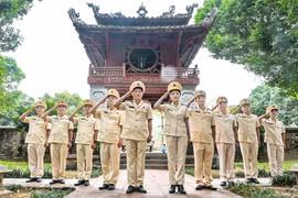 70 năm lửa thiêng tiếp bước: Khám phá "mã gen Ba Nhất" của 10 Gương mặt trẻ Công an Thủ đô tiêu biểu 2025