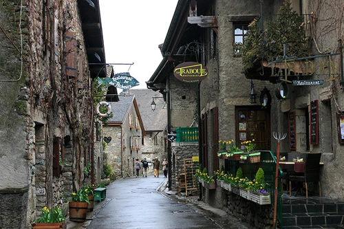 [ẢNH] Những ngôi làng cổ đẹp nhất thế giới