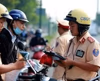 Áp dụng quy định mới về xử phạt giao thông từ 15-5
