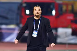 VPF bác đề xuất liên quan HLV Popov của Thể Công Viettel