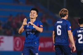 Đánh bại Ninh Bình, CLB Công an Hà Nội củng cố ngôi đầu bảng V-League