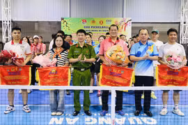 Sôi nổi giải pickleball Công an phường Tây Hồ chào mừng các ngày lễ lớn