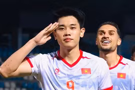Đình Bắc ra mắt ASEAN Cup bằng hat-trick, tuyển Việt Nam thắng đậm Timor Leste 7-0