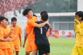 THPT Tây Hồ đi tiếp sau trận thắng sát nút