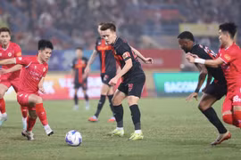 V-League chưa kịp 'nóng' đã lại 'đóng băng'