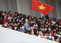 Nhà vô địch THPT Phan Huy Chú ăn mừng đầy cảm xúc