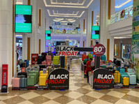 Black Friday: Giảm giá sâu vẫn vắng khách