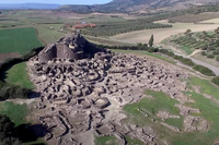 Bí ẩn về ngôi làng cổ kỳ dị 3.500 tuổi ở Italia