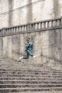 Hình ảnh hài hước của Quốc Cơ Quốc Nghiệp tại Tây Ban Nha