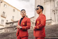 Hình ảnh hài hước của Quốc Cơ Quốc Nghiệp tại Tây Ban Nha