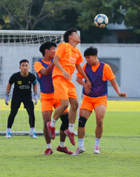 Thắng sát nút, THPT Hoài Đức B tiếp tục mơ bay cao