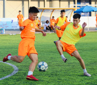 May mắn thuộc về THPT Lê Văn Thiêm ở màn luân lưu nghẹt thở