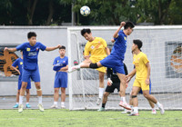 Hình ảnh loạt trận 15h30 ngày 2-11