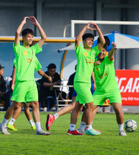 Thắng ấn tượng, THPT Phúc Thọ mở hội trên sân