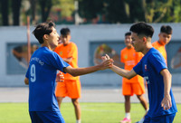 Cầu thủ Hàn Quốc góp công lớn giúp đội nhà đi tiếp