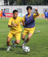 THPT Archimedes đi tiếp sau màn luân lưu kịch tính