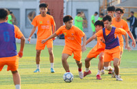 Thắng sát nút, THPT Hoài Đức B tiếp tục mơ bay cao