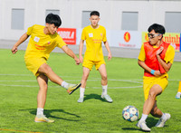 Bàn phản lưới sớm khiến THPT Yên Hòa dừng bươc