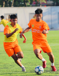 May mắn thuộc về THPT Lê Văn Thiêm ở màn luân lưu nghẹt thở