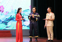 [ẢNH] Vinh dự lớn của người dân và cán bộ chiến sỹ Công an quận Bắc Từ Liêm 