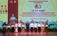 [ẢNH] Vinh dự lớn của người dân và cán bộ chiến sỹ Công an quận Bắc Từ Liêm 