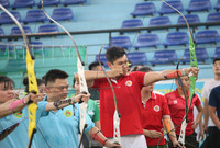 Thanh niên, Công an Thủ đô trổ tài bắn cung, kéo co...