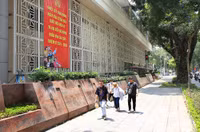 Hà Nội trang hoàng rực rỡ trước ngày bầu cử