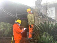 Cán bộ ngành điện 