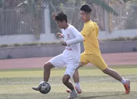 [ẢNH] Loạt trận 10h ngày 3-1-2021