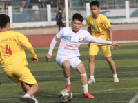 [ẢNH] Loạt trận 9h ngày 3-1-2021