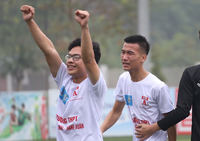 [ẢNH] Ngược chiều cảm xúc ở chung kết bóng đá học sinh THPT Hà Nội 2020