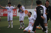 [ẢNH] Ngược chiều cảm xúc ở chung kết bóng đá học sinh THPT Hà Nội 2020