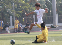 [ẢNH] Loạt trận 10h ngày 3-1-2021