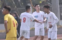 [ẢNH] Loạt trận 10h ngày 3-1-2021