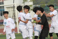 [ẢNH] Loạt trận 8h ngày 3-1-2021