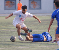 Hình ảnh loạt trận 15h ngày 1-12